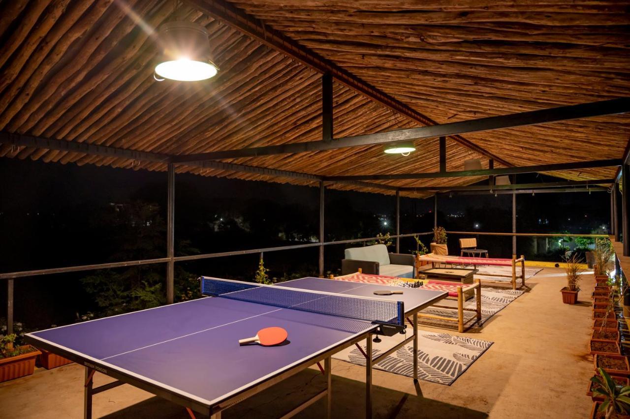 Saffronstays Onellaa, Nashik - Infinity Pool Villa Surrounded By A Vineyard Exterior foto